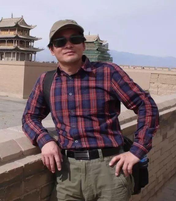 周坚洪